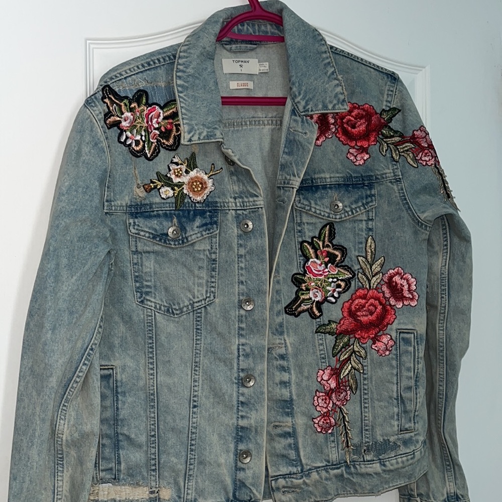 NEW FLORAL JEAN JACKET